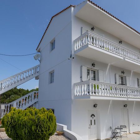 White House Studios & Apartments Argostoli  Luaran gambar