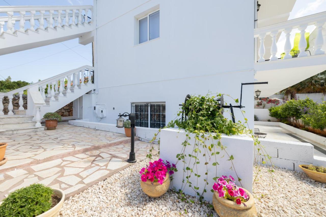 White House Studios & Apartments Argostoli  Luaran gambar
